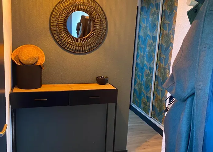 Vue & Marina-appart Au Petit Port Appartement *